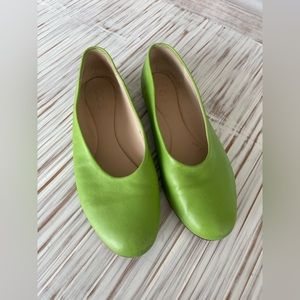 Grass green COS ballet flats soft leather shoes size 7 US